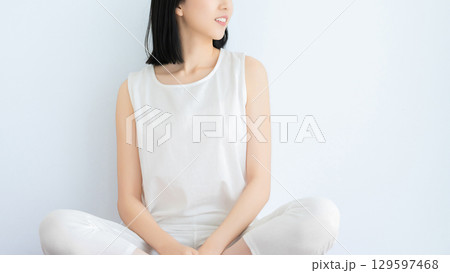 若い日本人女性の美容イメージ 若い日本人女性の美容イメージ 129597468