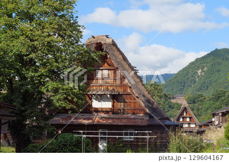 合掌造りの集落 129604167