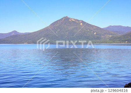 支笏湖 (北海道 7月) 支笏湖 (北海道 7月) 129604816