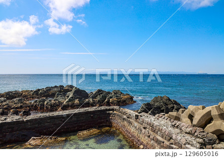 北海道～本州最短の地　(北海道　7月) 129605016