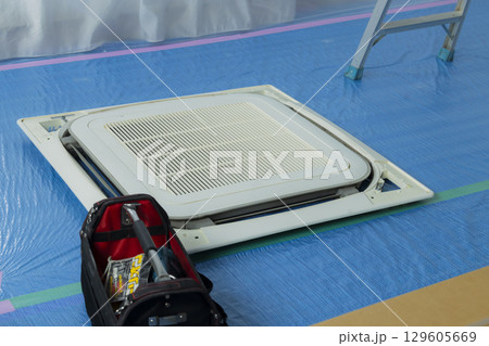 業務用エアコンの工事 129605669