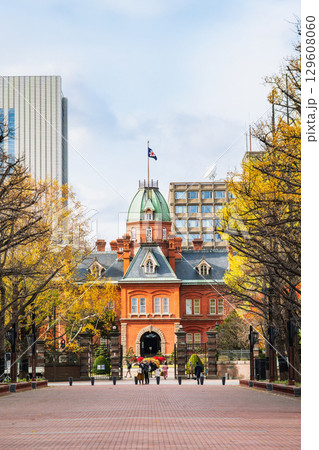 秋の札幌 北海道庁赤れんが庁舎 秋の札幌 北海道庁赤れんが庁舎 129608060
