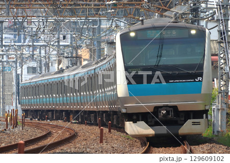 田町駅付近線路切換工事に伴う京浜東北線E233系電車（大宮⇔東十条） 129609102