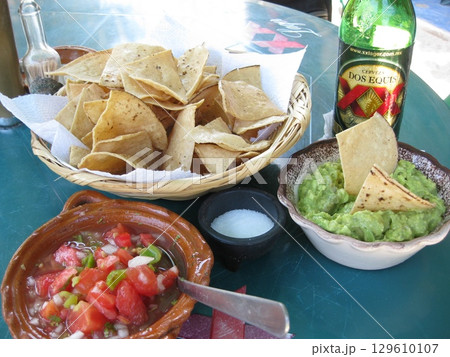 本場メキシカン料理 129610107