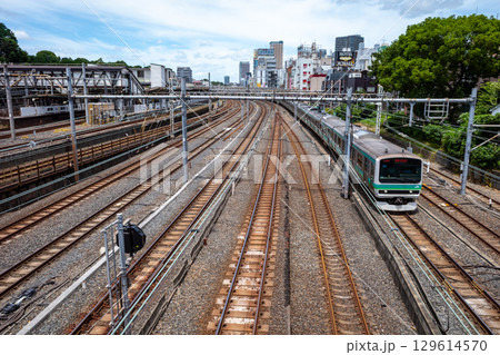 東京の鉄道風景 鶯谷駅周辺に連なる線路 2025.07 c-1 東京の鉄道風景 鶯谷駅周辺に連なる線路 2025.07 c-1 129614570