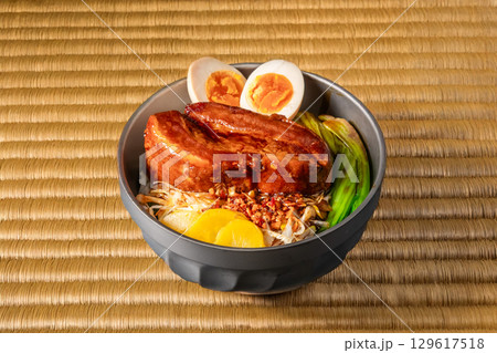 角煮丼 Braised pork belly set meal Asian style 角煮丼 Braised pork belly set meal Asian style 129617518