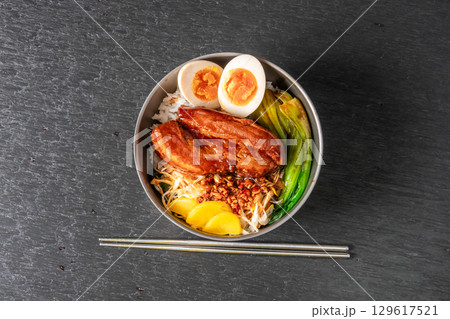角煮丼　Braised pork belly set meal Asian style  129617521