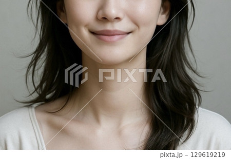 肌 唇 笑顔 女性 肌 唇 笑顔 女性 129619219