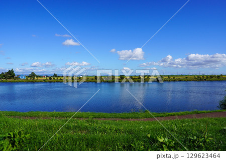 とある場所から眺めるしのつ湖 129623464