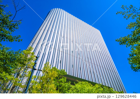 日本の東京都市景観 終戦の日。あの悲劇を忘れてはならない…昭和館などを望む=8月15日 日本の東京都市景観 終戦の日。あの悲劇を忘れてはならない…昭和館などを望む=8月15日 129628446