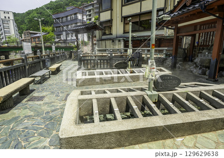 湯村温泉　荒湯　湯壺　兵庫県新温泉町 129629638