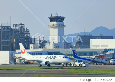 【愛媛県】晴天の松山空港 129630982