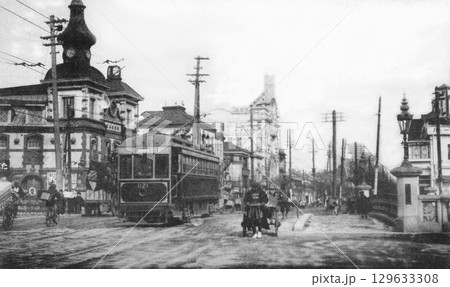 古写真 1907-1918年 東京 銀座中央通りの銀座八丁目付近 古写真 1907-1918年 東京 銀座中央通りの銀座八丁目付近 129633308