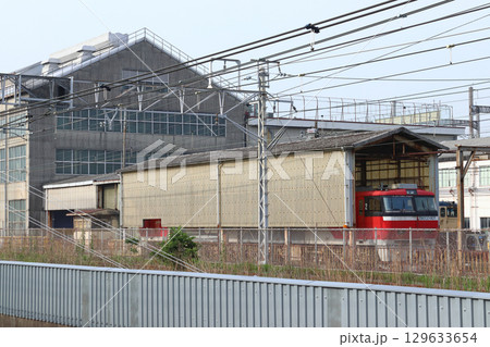 JR大宮工場にて保留中のEF65形1000番台・EH500形試作車両 129633654