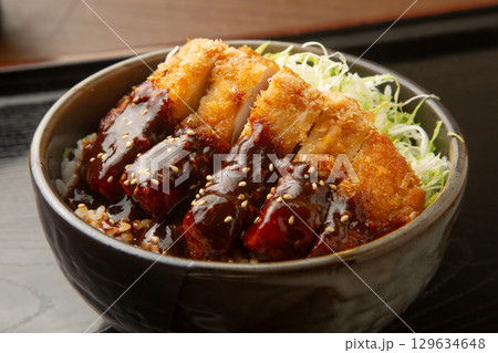 味噌かつ丼 129634648