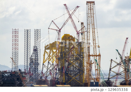 Heavy Cranes Built Oil Platform At An Industry Area In Vung Tau, Vietnam. 129635338