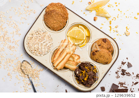 Different types of oatmeal cookies 129639652