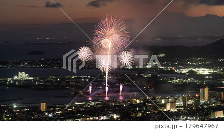 打ち上げ花火 129647967