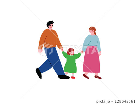 両親と手を繋いで歩く女の子 両親と手を繋いで歩く女の子 129648561