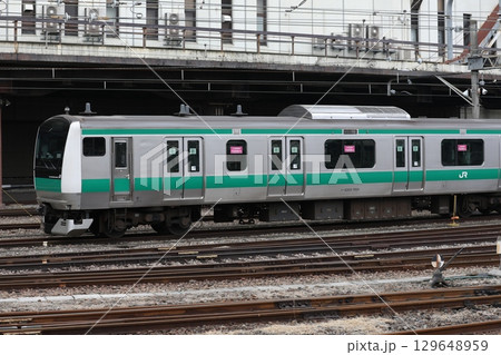 大宮に入場中の埼京線E233系 7000番台 129648959