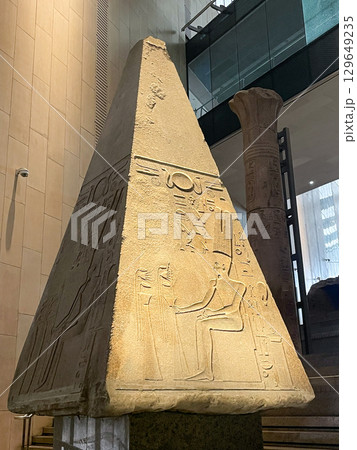 ギザ・大エジプト博物館 ハトシェプスト女王のオベリスク ギザ・大エジプト博物館 ハトシェプスト女王のオベリスク 129649235