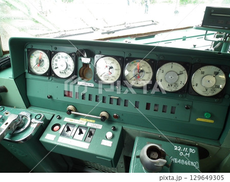 183系 OM101編成 クハ182-101 運転台 183系 OM101編成 クハ182-101 運転台 129649305