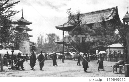 古写真 1924-1927年 東京 浅草寺の仁王門と五重塔 古写真 1924-1927年 東京 浅草寺の仁王門と五重塔 129649932