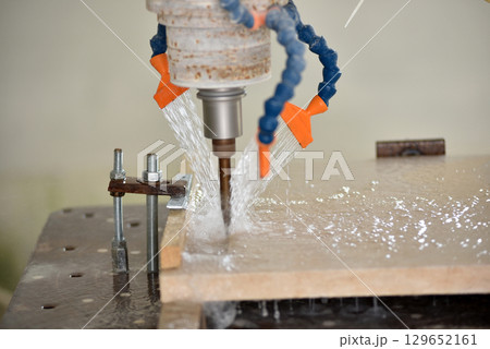 3D robot milling and sculpting stone 3D robot milling and sculpting stone 129652161
