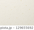 金箔入り和紙風テクスチャ（白ベース・繊細） 129655692