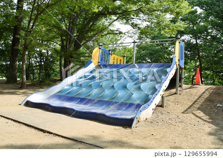 変わった滑り台_04 変わった滑り台_04 129655994