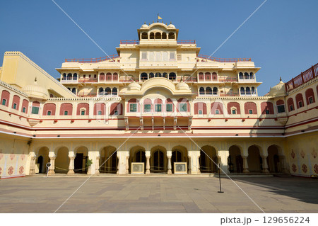 ジャイプール　シティ・パレス 129656224