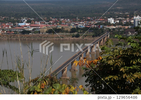 パークセーの街並み 129656486