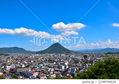 讃岐富士　飯野山 129656626