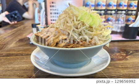 飲食店のメニュー(野菜マシ二郎系ラーメン) 飲食店のメニュー(野菜マシ二郎系ラーメン) 129656992