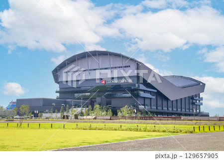 ジーライオンアリーナ神戸／兵庫県神戸市中央区新港町　2番 129657905