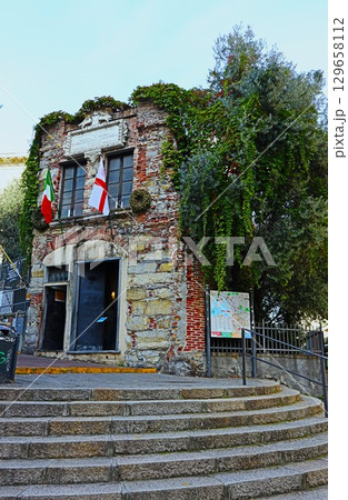 イタリアのジェノヴァ、コロンブスの家 129658112