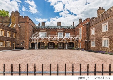 Friary Court at St James Palace, London. Tudor Brick Courtyard and Historic Facade Friary Court at St James Palace, London. Tudor Brick Courtyard and Historic Facade 129661205