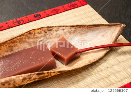 水ようかん　Japanese traditional summer sweet  129666307