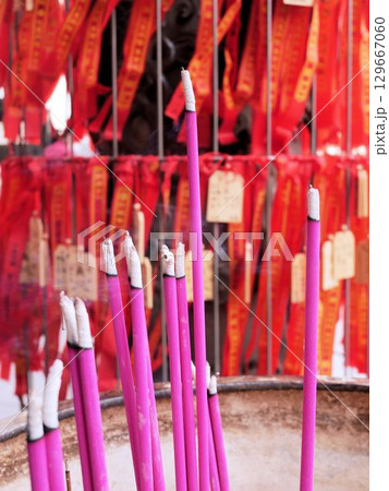 横浜媽祖廟 線香と縁起物 (神奈川県横浜市) 横浜媽祖廟 線香と縁起物 (神奈川県横浜市) 129667060