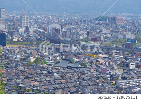 福井市中心部　八幡山展望台からの眺め 129675111