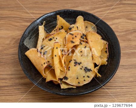 さつまいもチップス 129677694