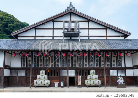 旧金毘羅大芝居(金丸座)*現存する日本最古の芝居小屋 旧金毘羅大芝居(金丸座)*現存する日本最古の芝居小屋 129682349
