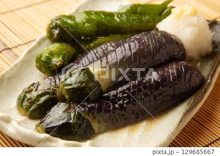 茄子と万願寺とうがらしの揚げ浸し 茄子と万願寺とうがらしの揚げ浸し 129685667