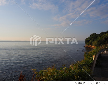 海の夕景 129687157