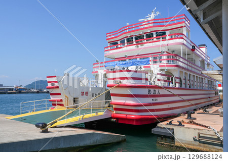 めおん（雌雄島海運）高松港にて 129688124