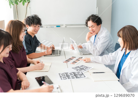 医療のカンファレンス・勉強会・セミナー・研修・講習会 医療のカンファレンス・勉強会・セミナー・研修・講習会 129689070