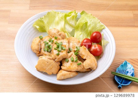 鶏肉の柚子こしょう炒め 129689978