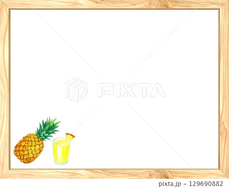 瑞々しいパイナップルとジュースの穏やかな風景 129690882