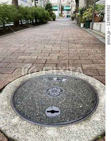 東京都のマンホール蓋 129691982