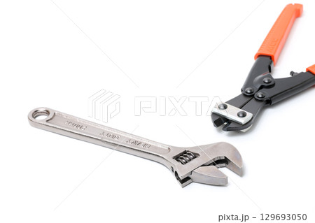 レンチ,スパナ,工具,道具,用具,DIY,ワイヤークリッパー、ネジ,ナット,ボルト,産業,修理,大工 レンチ,スパナ,工具,道具,用具,DIY,ワイヤークリッパー、ネジ,ナット,ボルト,産業,修理,大工 129693050